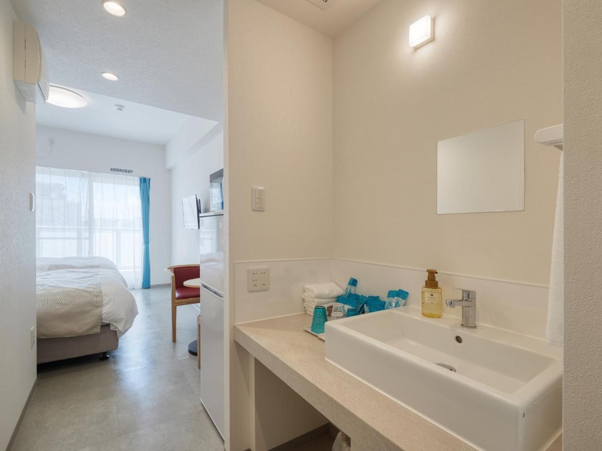 Bibi Hotel Naha Kume Екстериор снимка